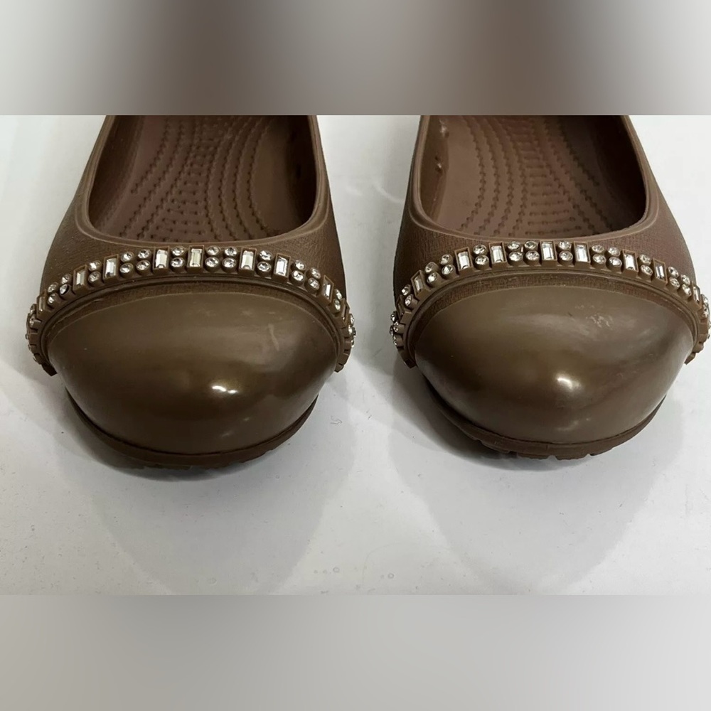 Crocs‎ Tan Rhinestone Slip On Women's Flats Size 8W - Picture 5 of 8